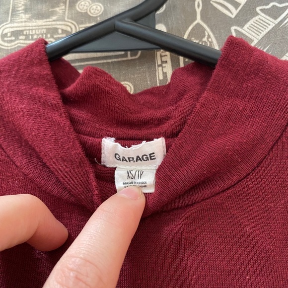 Garage semi turtle neck top - Picture 1 of 3